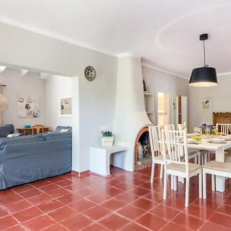 Son Muscart By * Es Mercadal